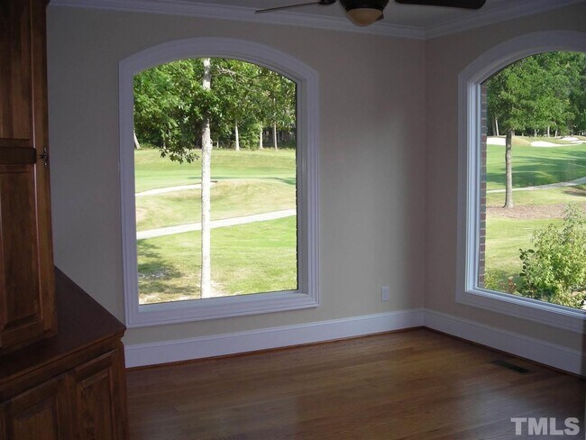 Building Photo - 3426 Fairway Ln