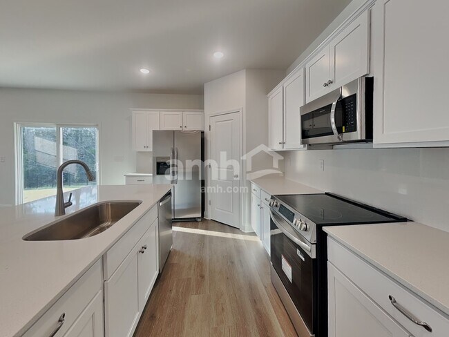 Foto del edificio - 1010 Guildcrest Ct