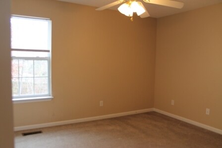 Foto del edificio - 42 Priscilla Dr