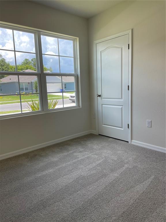 Foto del edificio - 1925 Deep Lk Cir