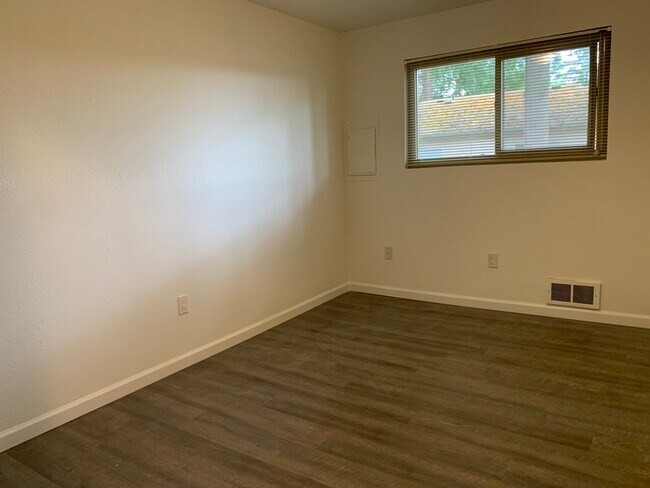 Second bedroom. - 12626 Ne 118th St, Apt 3