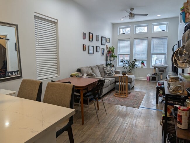 Foto del edificio - AM-Moffat LLC