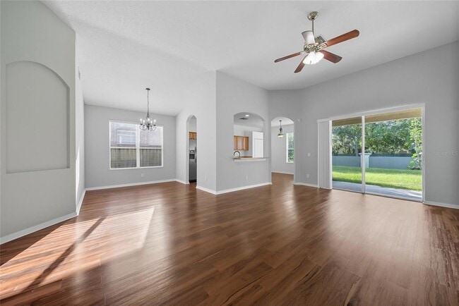 Foto del edificio - 8630 Sandy Plains Dr