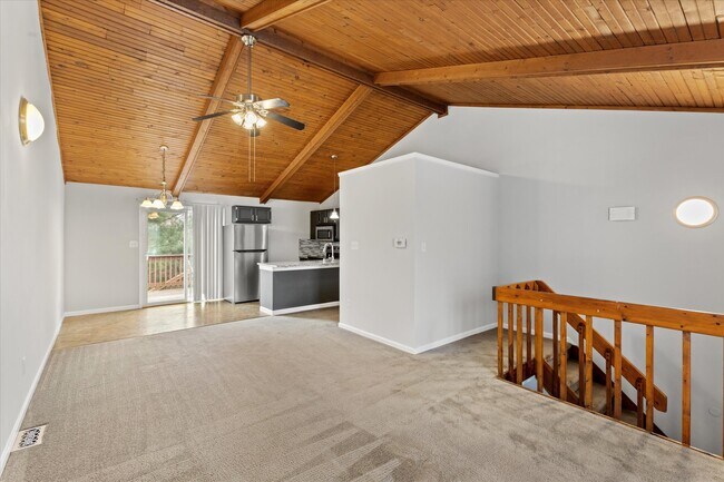 Foto del edificio - 572 El Paseo Pl