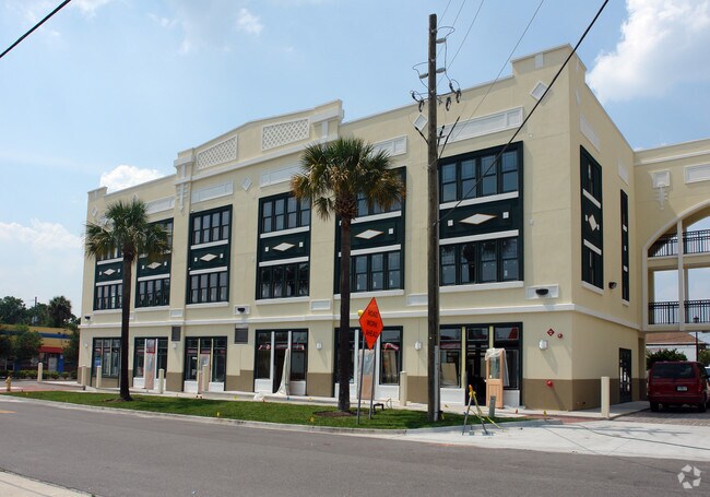 Building Photo - 3rd & Main