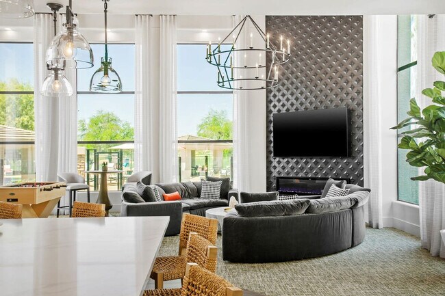 Foto del edificio - 14201 N 70th Way