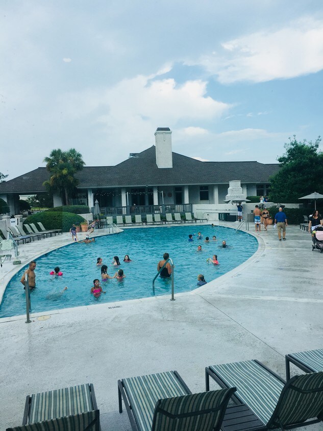 264 Moss Oak Ln, Saint Simons Island, GA 31522 Apartments in Saint Simons Island, GA