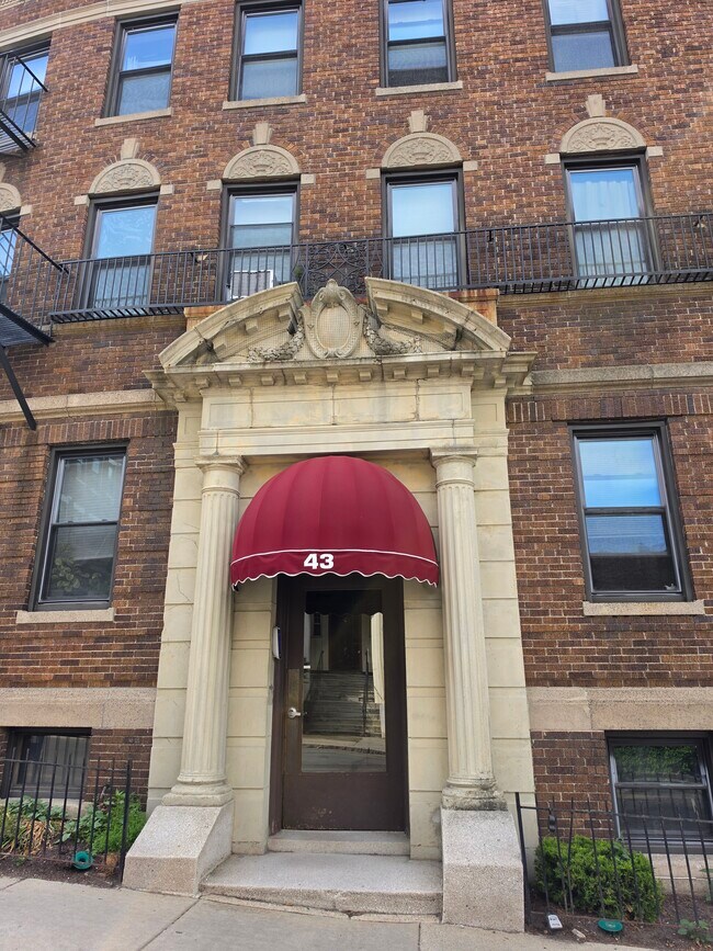 Entrance - 43 Glenville Ave
