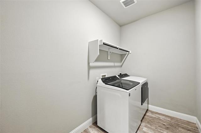 Foto del edificio - 4219 Wetstone Ln