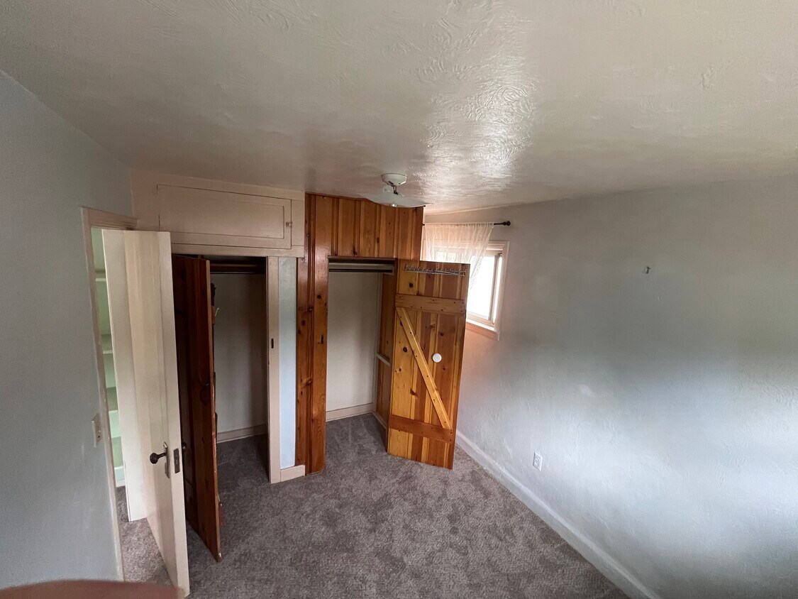 Foto principal - 1824 E San Rafael St