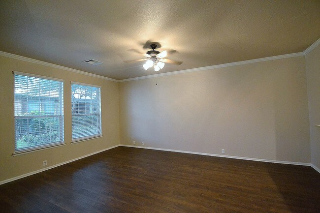 Foto del edificio - 2517 Grayson Way