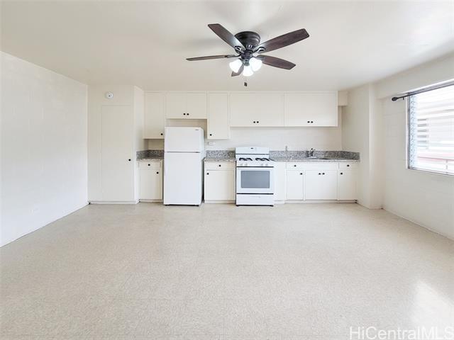 Foto del edificio - 526 N School St