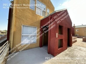 Building Photo - 154 W 5th St