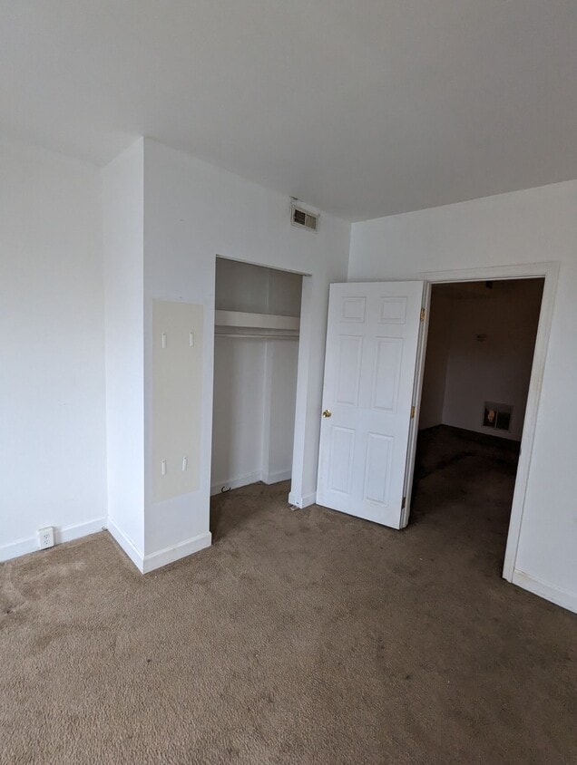 37 E Baltimore St Unit 37 Apt B, Hagerstown, MD 21740 Apartment for