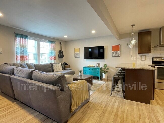 Foto del edificio - 120 Lucile St