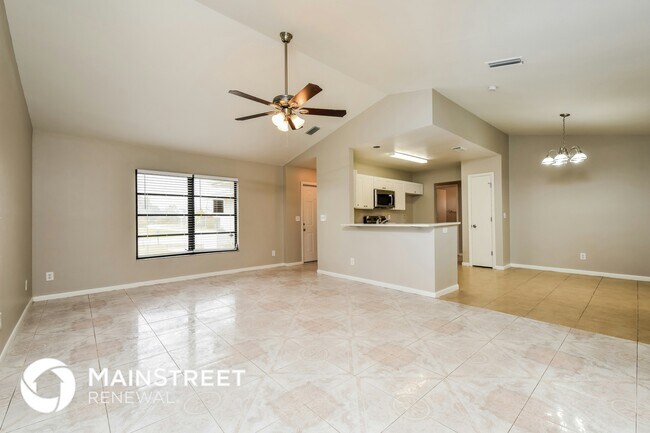 Building Photo - 8360 Coral Dr