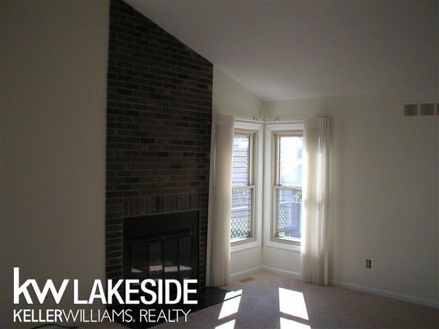 Foto del edificio - 1566 Colony Dr