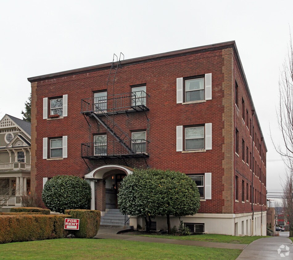 Primary Photo - Dreher Apartments