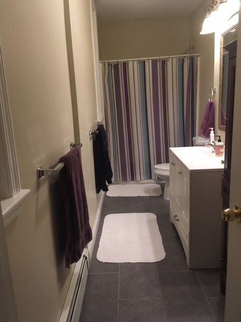 Bathroom - 54 West St