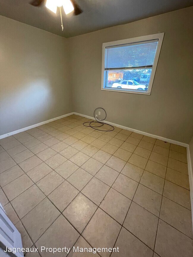 Foto del edificio - 3 br, 1 bath House - 1608 Clover Dr