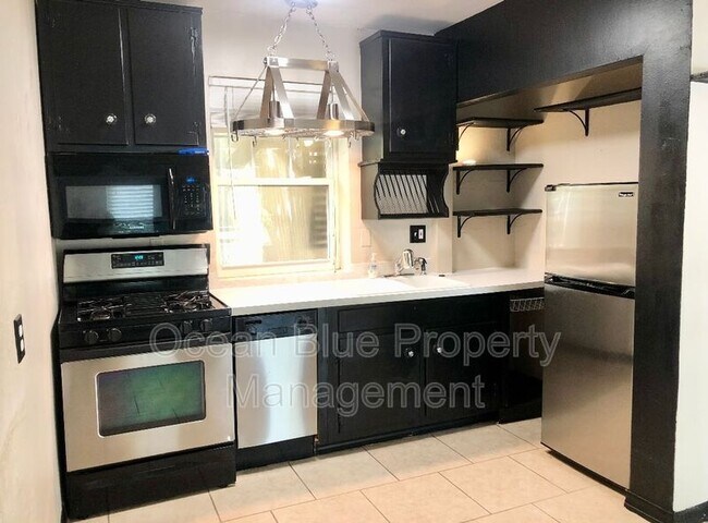 Foto del edificio - 256 16th Ave NE