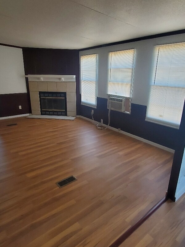 Foto del edificio - 18200 Dorsey Ave