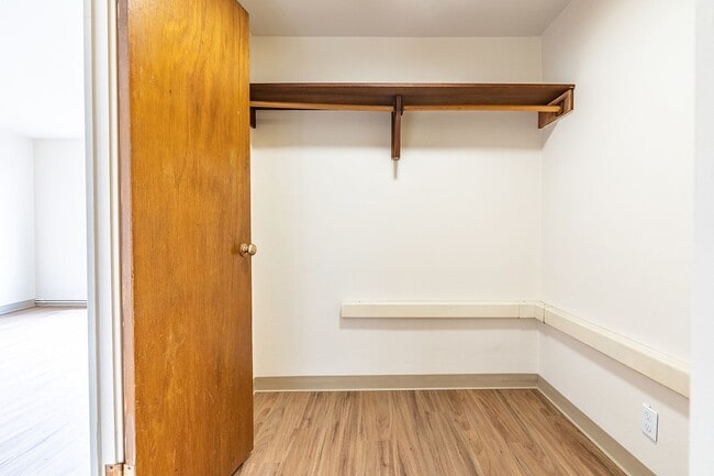 Interior Photo - The Queensborough Apartments