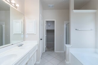 Building Photo - 21418 Grand Hollow Ln
