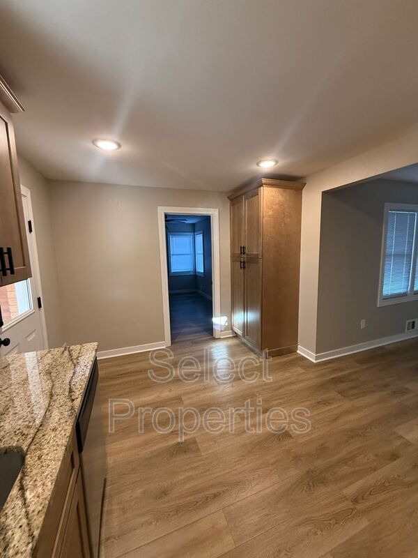 Foto del edificio - 2303 Circle