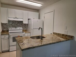 Building Photo - 4581 W McNab Rd