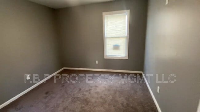 Building Photo - 18975 Beland St