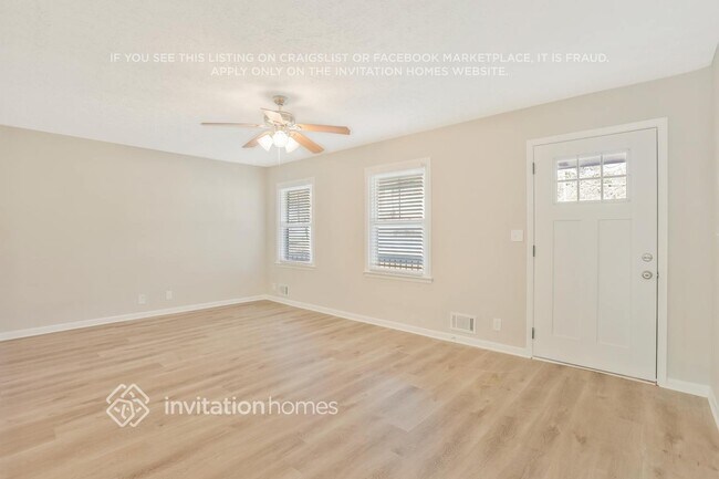 Foto del edificio - 1948 Englewood Way SW