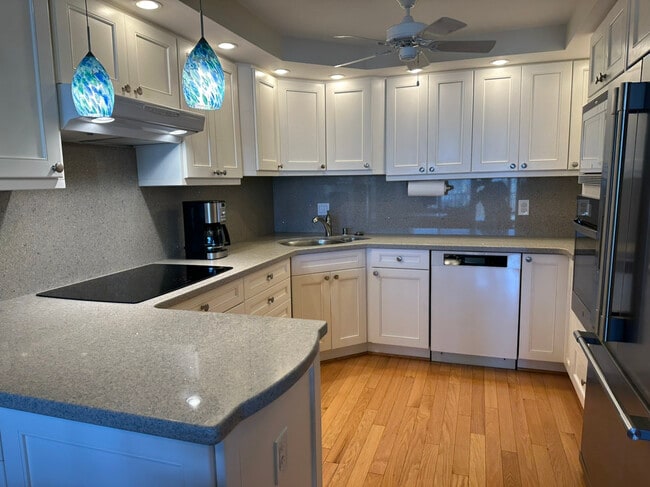 Foto del edificio - 1350 Ala Moana Blvd