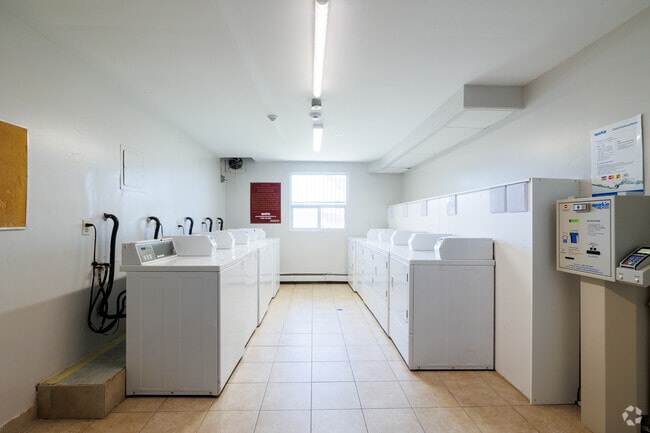 Laundry - Bradley Court I/II