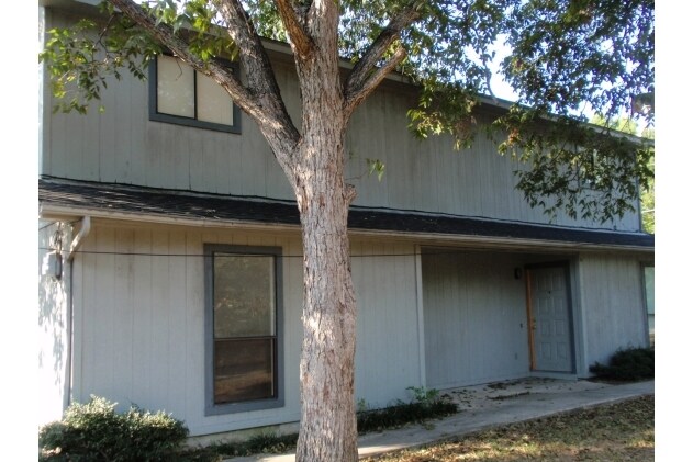 Building Photo - Stone Ridge Apartments