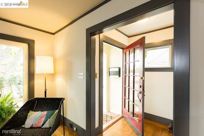 Building Photo - 2 br, 1 bath House - 1751 Hopkins St