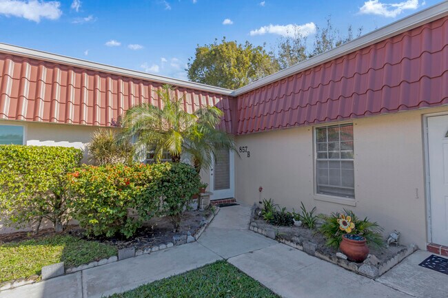 Foto del edificio - 857 Worcester Ln