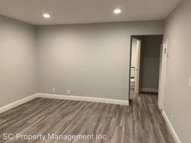 Building Photo - 33 E 40th Ave