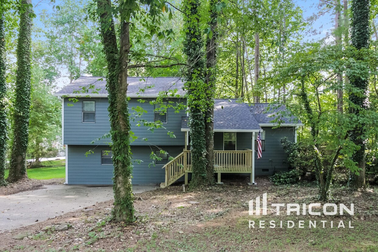 2899 Pine Mountain Circle NW Kennesaw GA House Rental in Kennesaw, GA