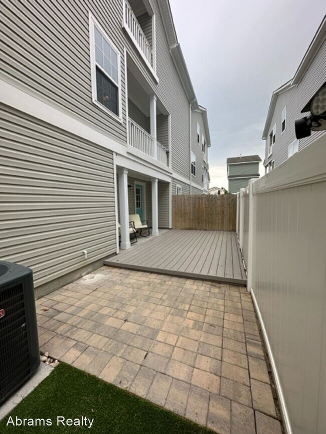 Foto del edificio - 3 br, 3.5 bath House - 918 13th Street