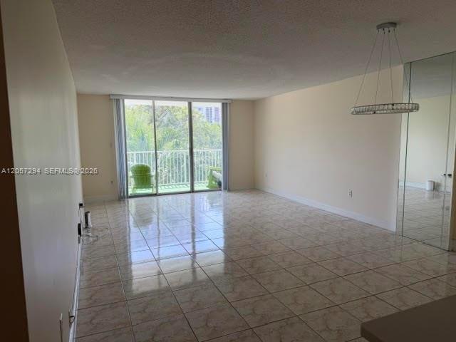 Foto del edificio - 2801 NE 183rd St