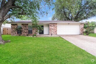 Building Photo - 3811 Broken Elm Dr