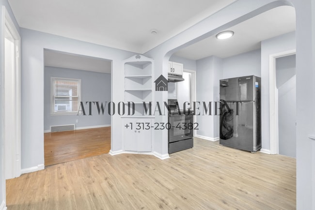 Foto del edificio - This beautifully updated 4-bedroom, 2-bath single-family home is ready for move-in!