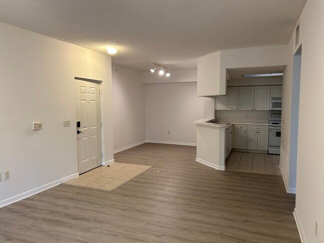 Foto del edificio - 2730 Anzio Ct