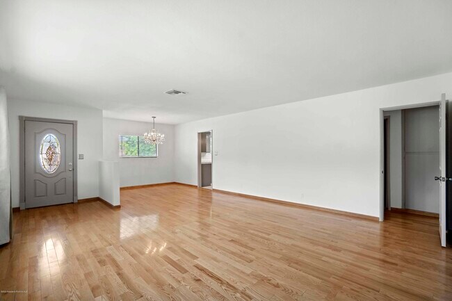 Building Photo - 17306 Haynes St