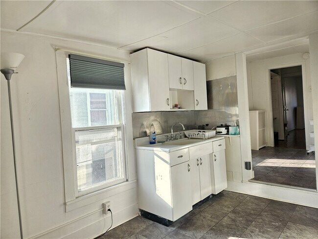 Foto del edificio - 607 N Cayuga St