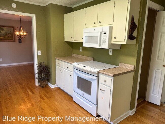 Building Photo - 3 br, 2 bath House - 416 Hurd Rd.