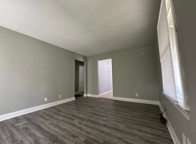 Photo - 1483 Clara Ave House