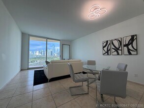 Building Photo - 2475 Brickell Ave