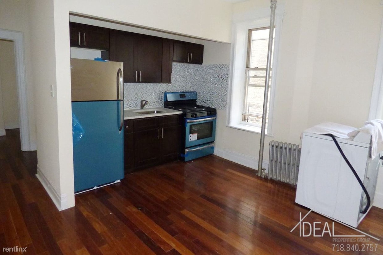 Primary Photo - 545 58th St